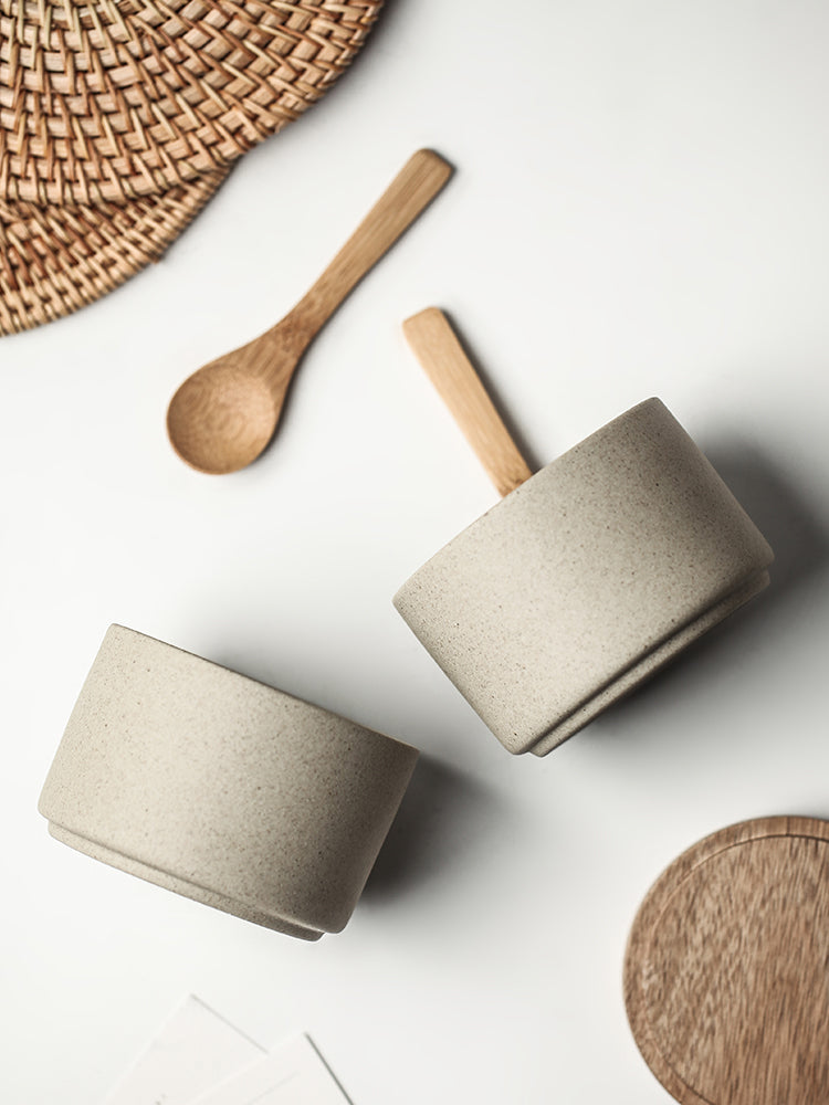 Kitchen Seasoning Pot Ceramic Three Piece Suit Simple Salt Pot Acacia Wood Tray With Cover - FrawstedCreations