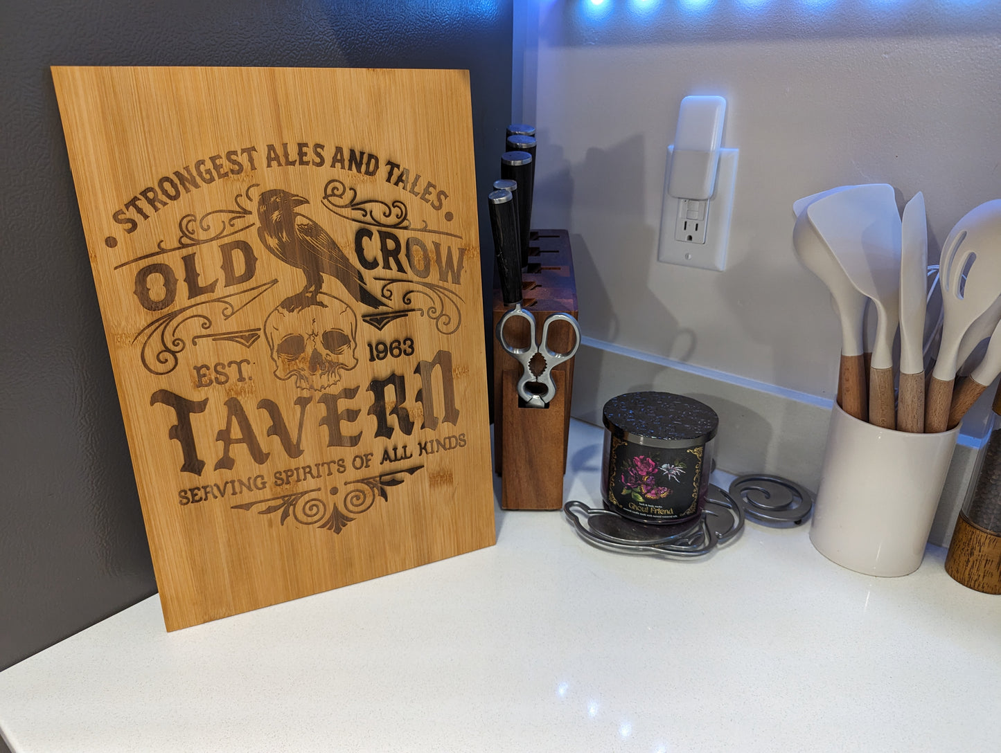 Old Crow Tavern Serving Board - FrawstedCreations
